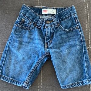 Levi’s 505 Regular short.